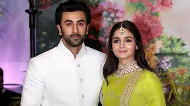 Alia Bhatt Opens Up About Ranbir Kapoor, Says It's Friendship Not A Relationship