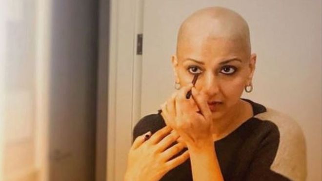 Sonali Bendre Shares A Heartfelt Post On Completing One Year of Cancer Diagnosis.