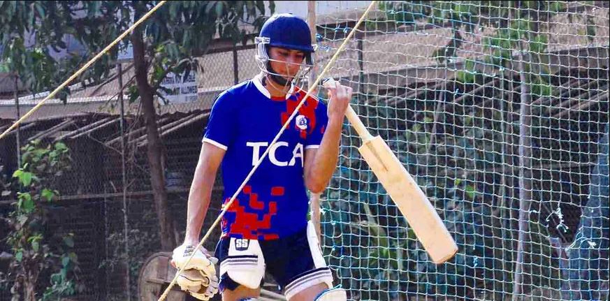 Saif Ali Khan's Son Ibrahim Has No Bollywood Dreams, Wants To Be A Cricketer Like His Grandfather Instead
