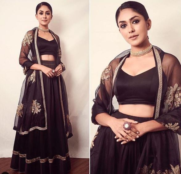 Mrunal Thakur Just Redefined Ethnic  Fashion And We Are Rushing To Re-Create It 