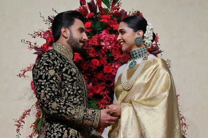 Deepika Padukone's 'Daddie' Comment On Husband Ranveer Singh's Insta Live Makes Fans Wonder If She's Pregnant