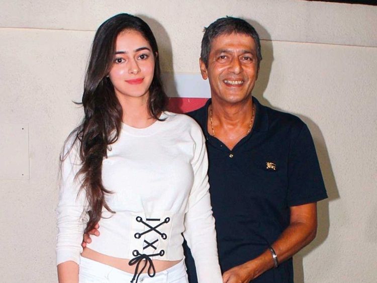Ananya Panday Reacts To Dad Chunky Panday’s Saaho Poster!