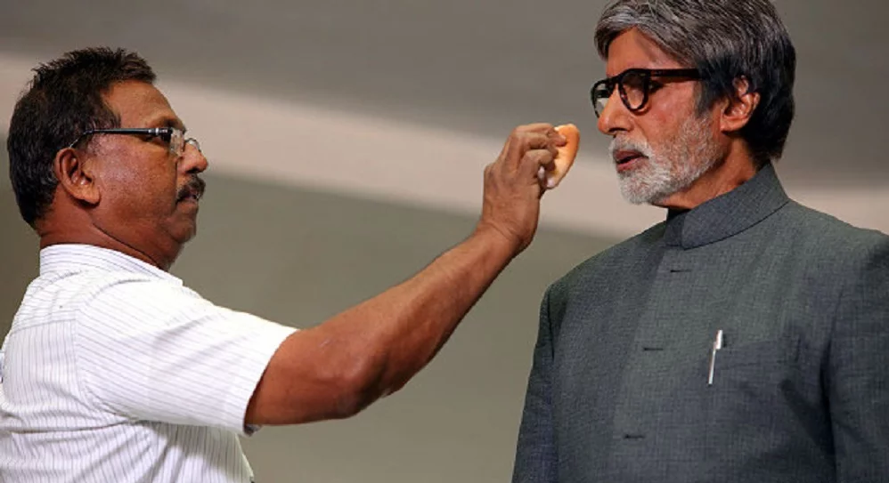 अमिताभ बच्चन ने दिखाई दिलदारी, सैलून पहुंचकर मेकअप मैन को दिया सर्प्राइज
