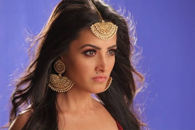 Anita Hassanandani Will Return To Naagin 4 As The Antagonist Says She Has Always Enjoyed Negative Roles