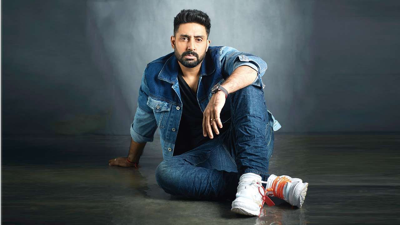 Abhishek Bachchan Reacts To A Troll That Asks Him If He Smokes 'Hash', The Actor Gives A Befitting Reply