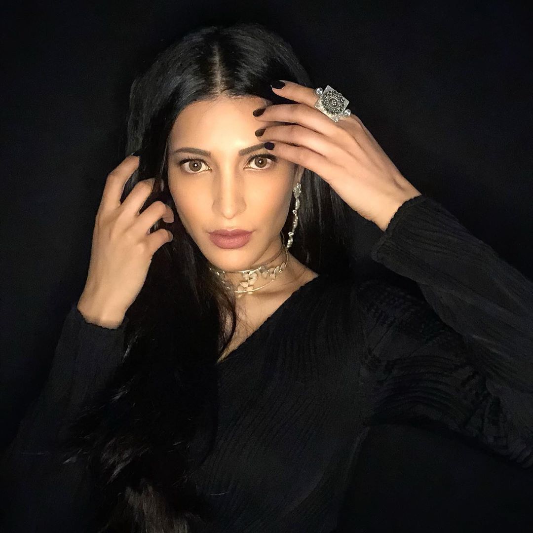 Shruti Haasan Admits She Was Initially Noticed Because Of Her Surname; Claims She's Felt Like An Outsider For 11 Years