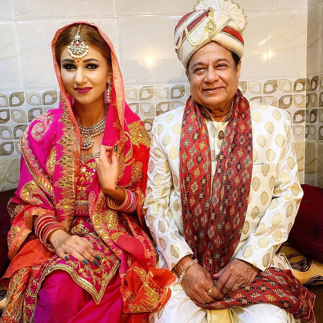 Bigg Boss 12’s Jasleen Matharu And Anup Jalota Dress Up As Bride-Groom; Fans Ask If They Really Got Married