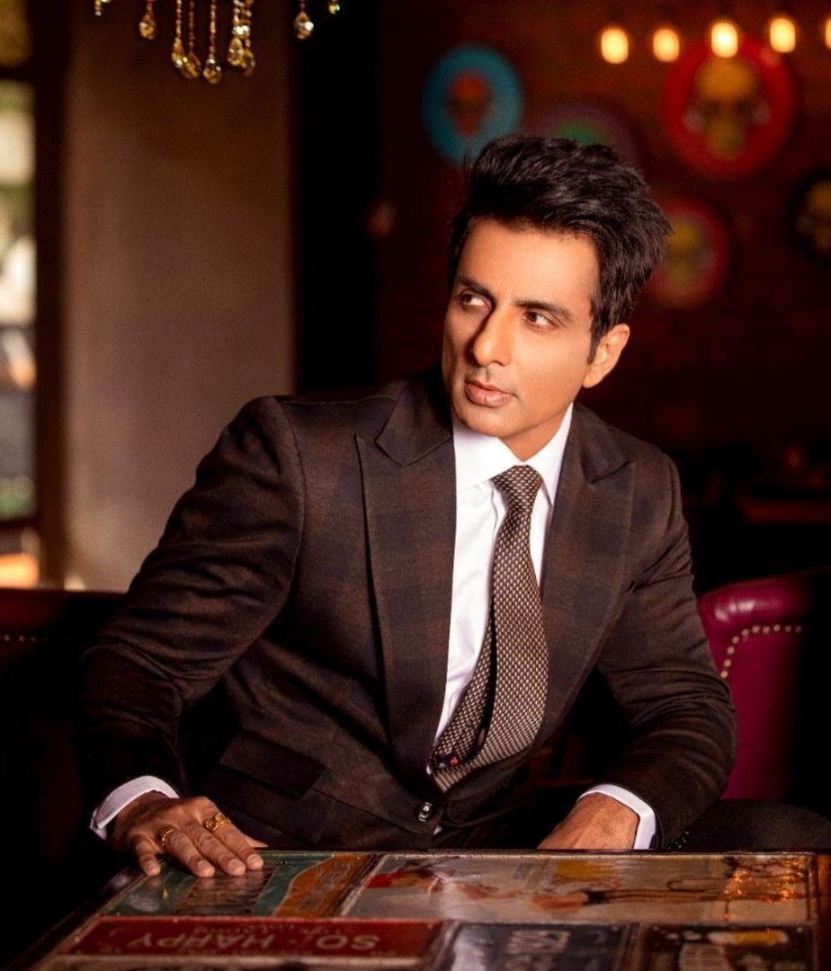 Sonu Sood’s Autobiography To Be Titled ‘I Am No Messiah’; Says ‘I Simply Do What My Heart Tells Me To’
