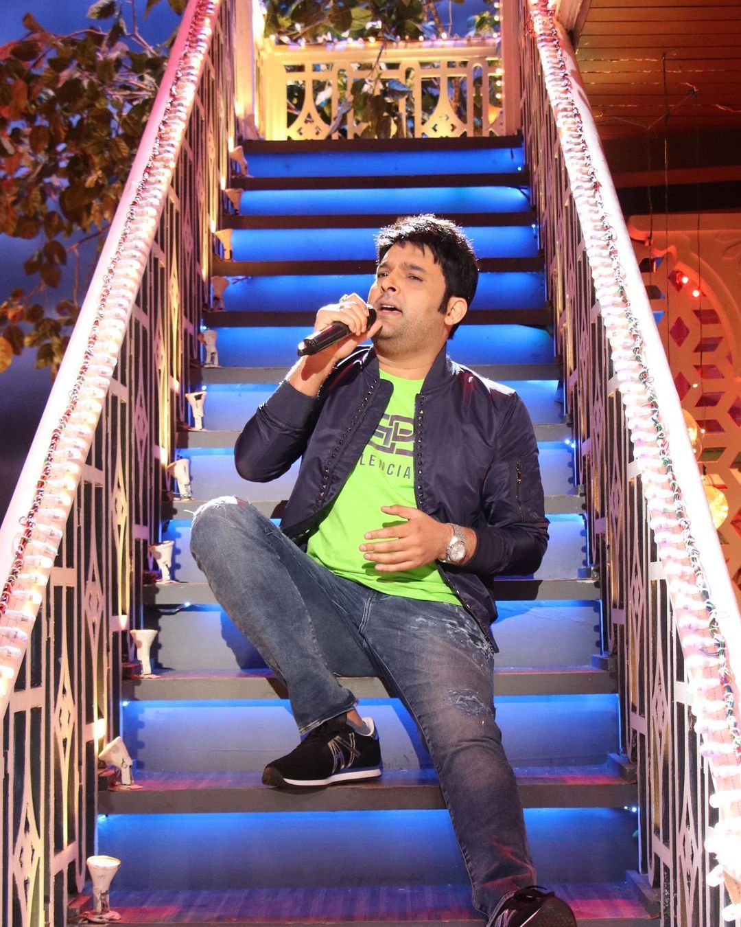Kapil Sharma Takes Home Rs. 1 Crore For Weekend Episodes Of Kapil Sharma Show, Here's The Salary Of The Remaining Cast