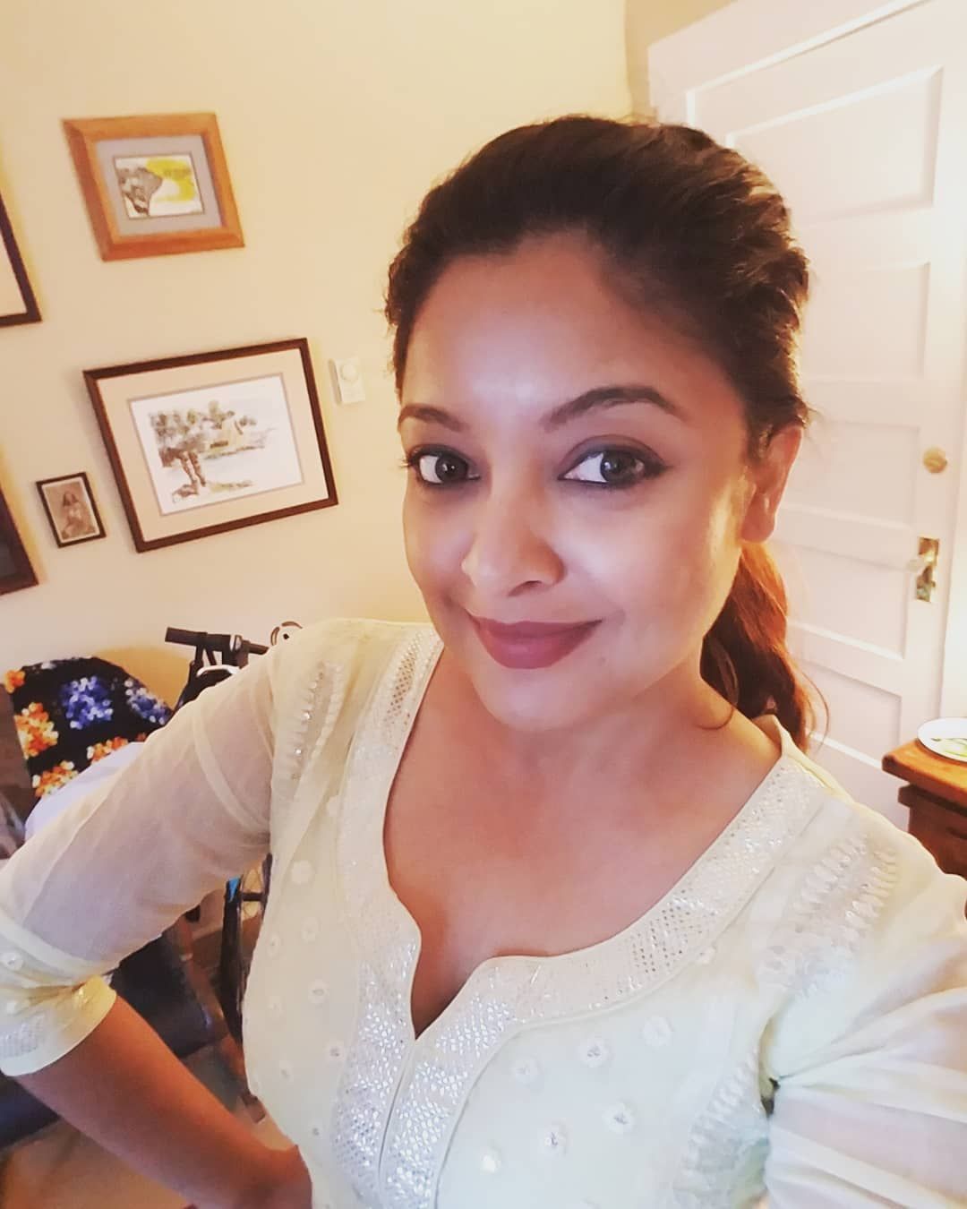 Tanushree Dutta Announces Her Comeback To Acting, Reveals She Gave Up A Job In U.S. Defence And Came Back To India