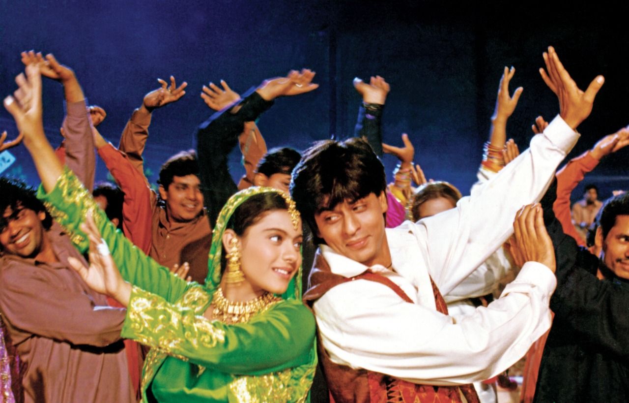 Shah Rukh Khan And Kajol Starrer Dilwale Dulhania Le Jayenge Returns To The Silver Screen At Maratha Mandir