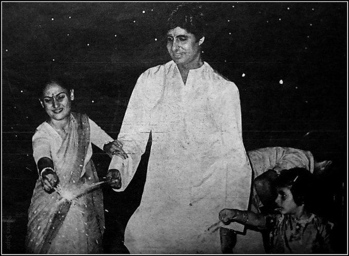 Amitabh Bachchan Wishes Fans A Happy Diwali With A Priceless Throwback Picture; See Post
