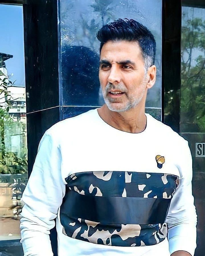 YouTuber Rashid Siddiquee Says Akshay Kumar Selectively Targeting Him, Refuses To Pay Rs. 500 Cr. Damages Sought By Actor