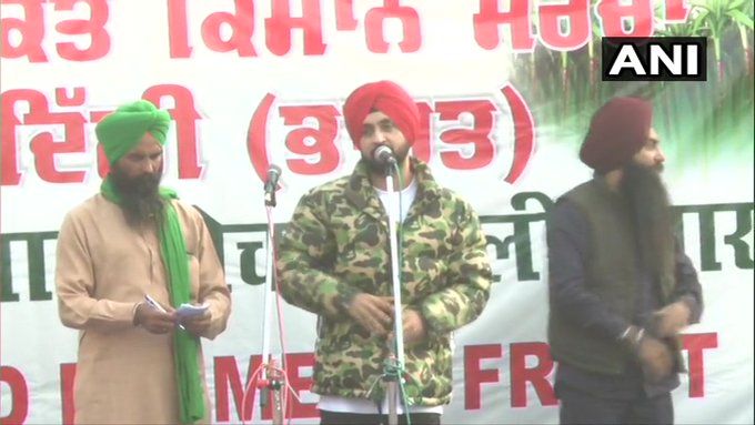 Diljit Dosanjh Joins Protesting Farmers At Delhi-Singhu Border Says, 'On Twitter, Everything's Twisted'