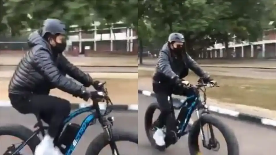 Anil Kapoor Goes Cycling In The Streets Of Chandigarh, Leaves Sports Minister Kiren Rijiju Impressed