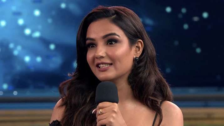 Bigg Boss 14: Jasmin Bhasin Leaves The House Due To Medical Reasons, Not Eviction; May Re-Enter Soon