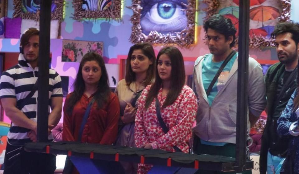 EXCLUSIVE: Bigg Boss 13 Finale: Paras Chhabra And Aarti Singh To Be Out Of The House By Tomorrow?