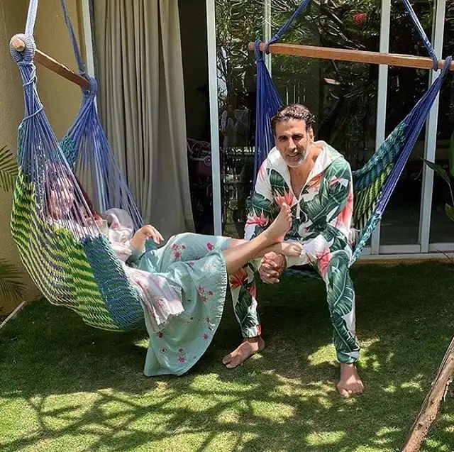 Akshay Kumar And Twinkle Khanna Are Making The Most Of The Free Time And These Pictures Are Proof