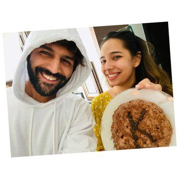 Kartik Aaryan Celebrates Sister’s Birthday After 7 Years, Says The Cake He Baked Turned To Biscuit; See Post