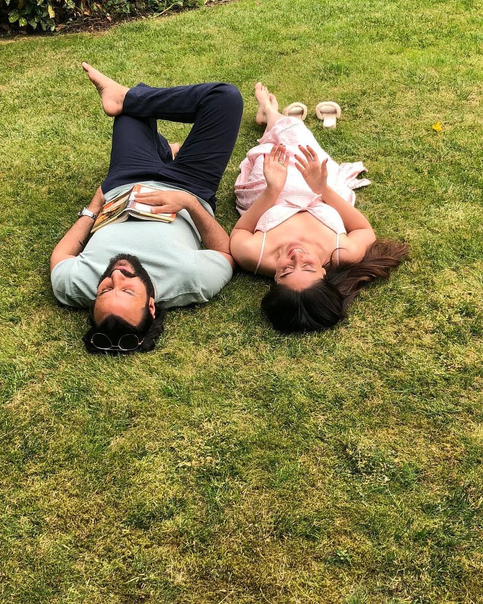 Kareena Kapoor’s Adorable Post With Saif Ali Khan Depicts What Falling In Love Looks Like, But With A Twist
