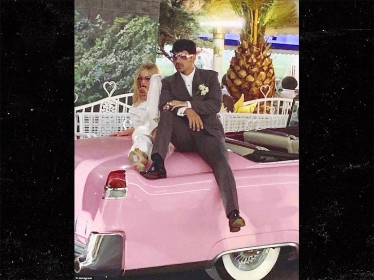  Joe Jonas Talks About Vegas Wedding To Sophie Turner, Turns Out It Wasn't As Impromptu As You May Have Thought