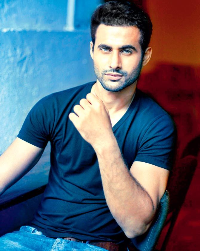 Freddy Daruwala's Father Tests Positive For COVID-19, Race 3 Actor Concerned About 15 Months Old Son