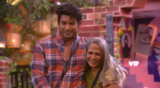 Mother's Day 2020: Sidharth Shukla Raves About His Mom's Cooking Says 'Everything She Makes Always Tastes Good'