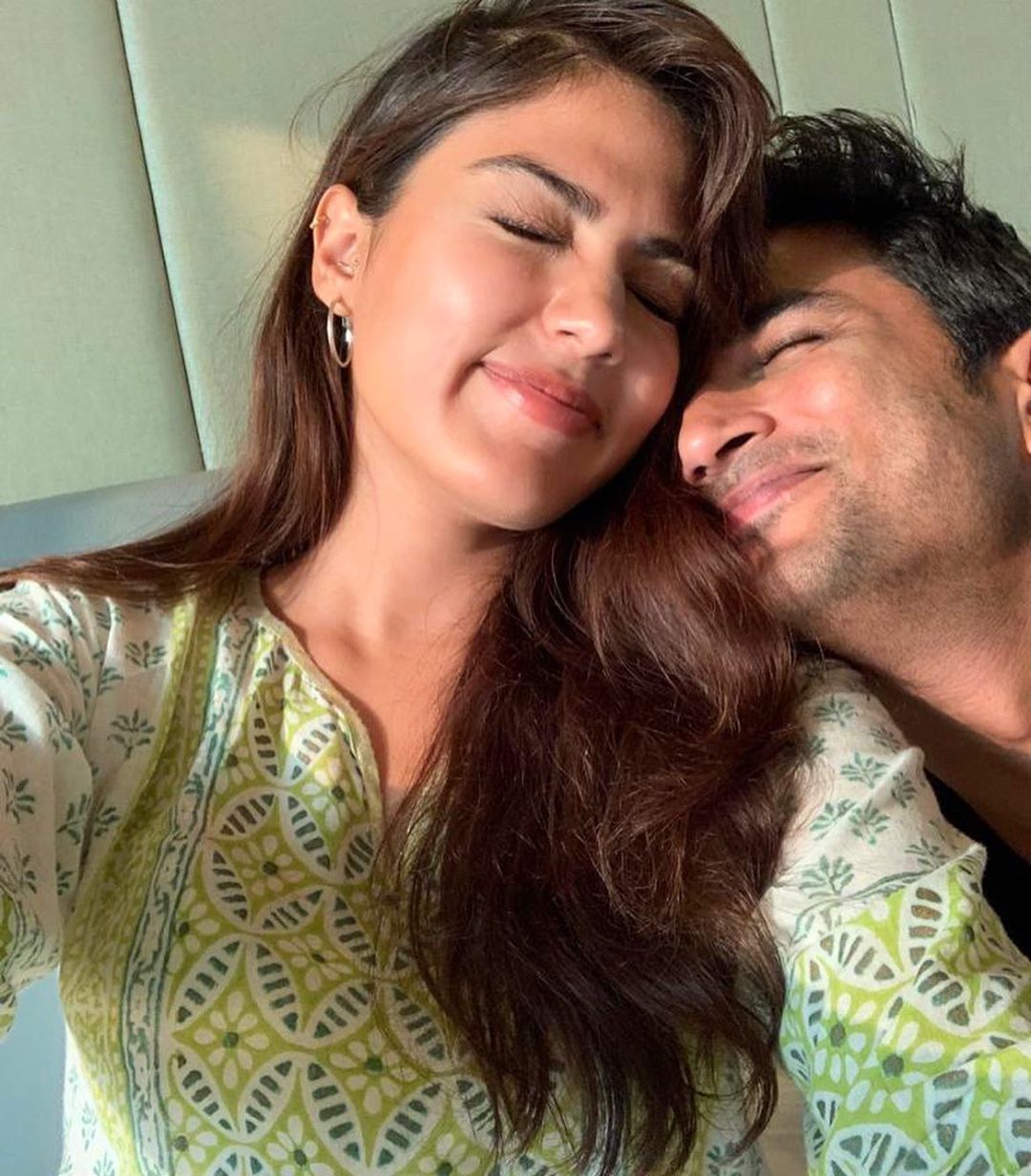 Rhea Chakraborty Receives Flak On Twitter For Requesting For A CBI Probe In Sushant Singh Rajput’s Case A Month Later