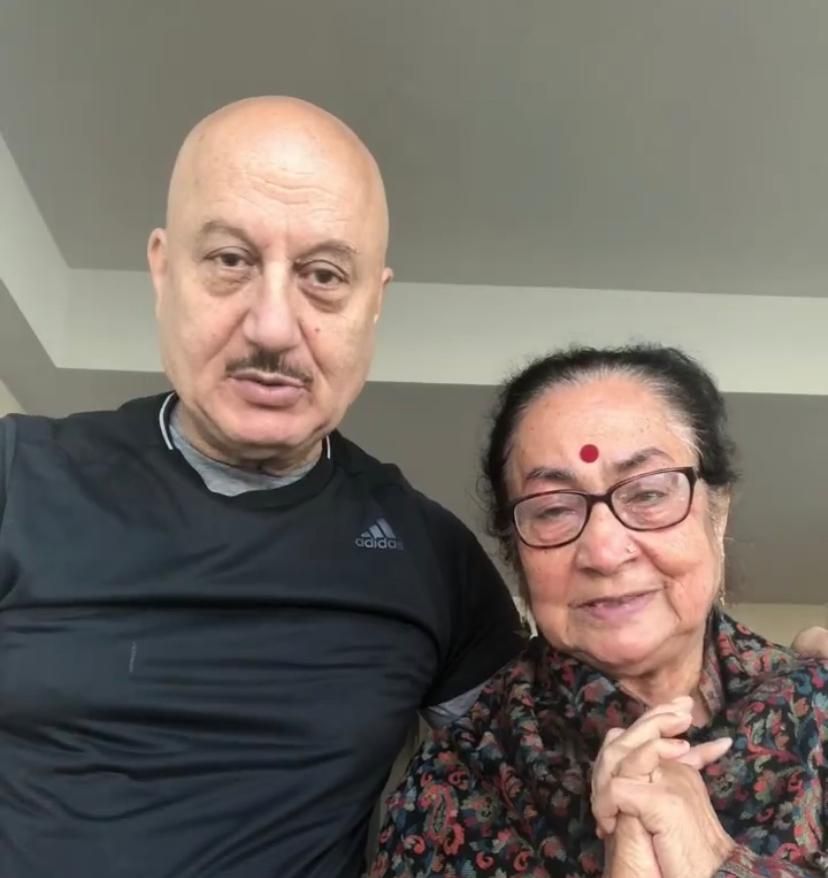 Anupam Kher's Mother Has Been Declared 'Healthy' And Discharged From Hospital, To Now Home Quarantine