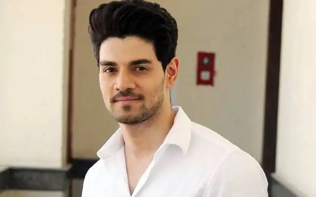 Mumbai Police Confirms Receiving Sooraj Pancholi's Complaint On Being Linked To Sushant Singh Rajput's Death Case