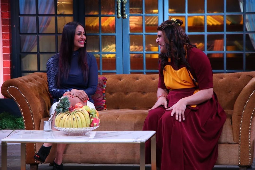 The Kapil Sharma Show: Kashmera Mocks Krushna For Getting Tired After Acting Like A Woman For 5 Minutes; Watch