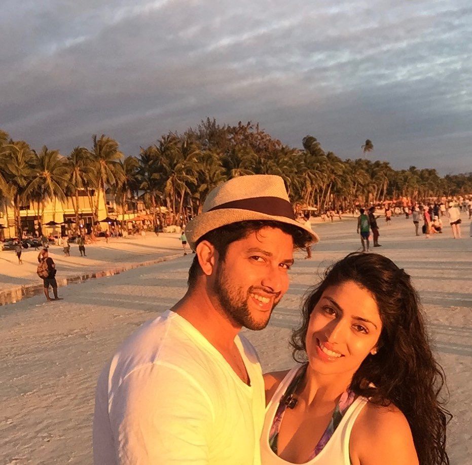 Aftab Shivdasani And Wife ‎Nin Dusanj Welcome Their First Child; Share A Picture Of The Baby Girl’s Feet