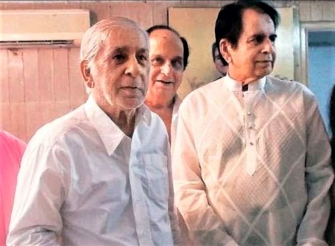 Dilip Kumar's Younger Brother Aslam Khan Dies After Testing Positive For COVID-19; Eshan Is Critical