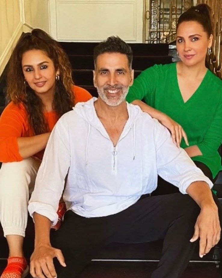 Independence Day: Akshay Kumar And The Team Of Bell Bottom Extend A Tricolour Greeting To Fans