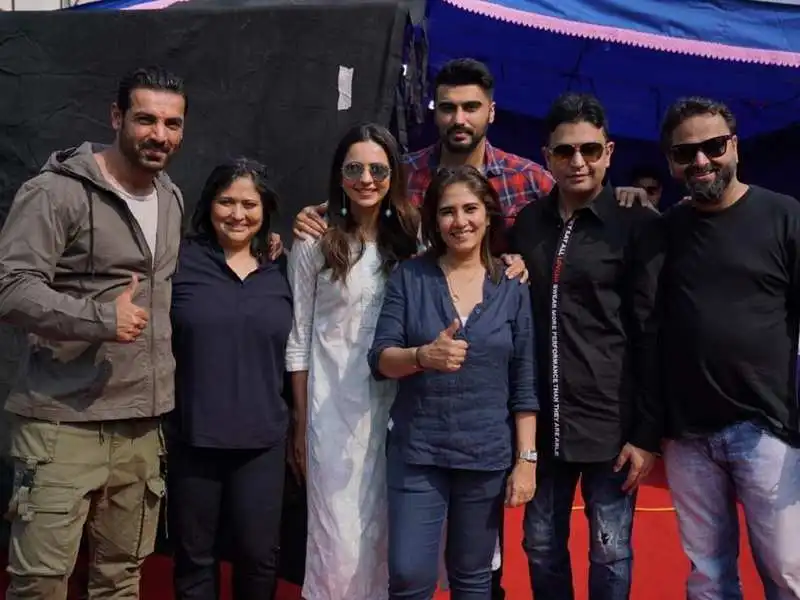 Arjun Kapoor And Rakul Preet Singh Starrer Cross-Border Film's Shoot Cancelled After Former Tests Positive For COVID-19