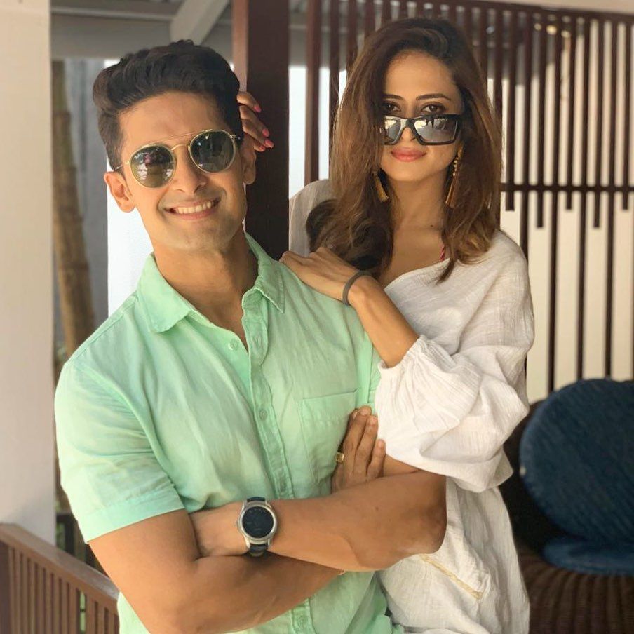 Sargun Mehta Leaves A Hilarious Message On Insta For Ravi Dubey: 'Just To Remind You We Are Married Please Call Me'