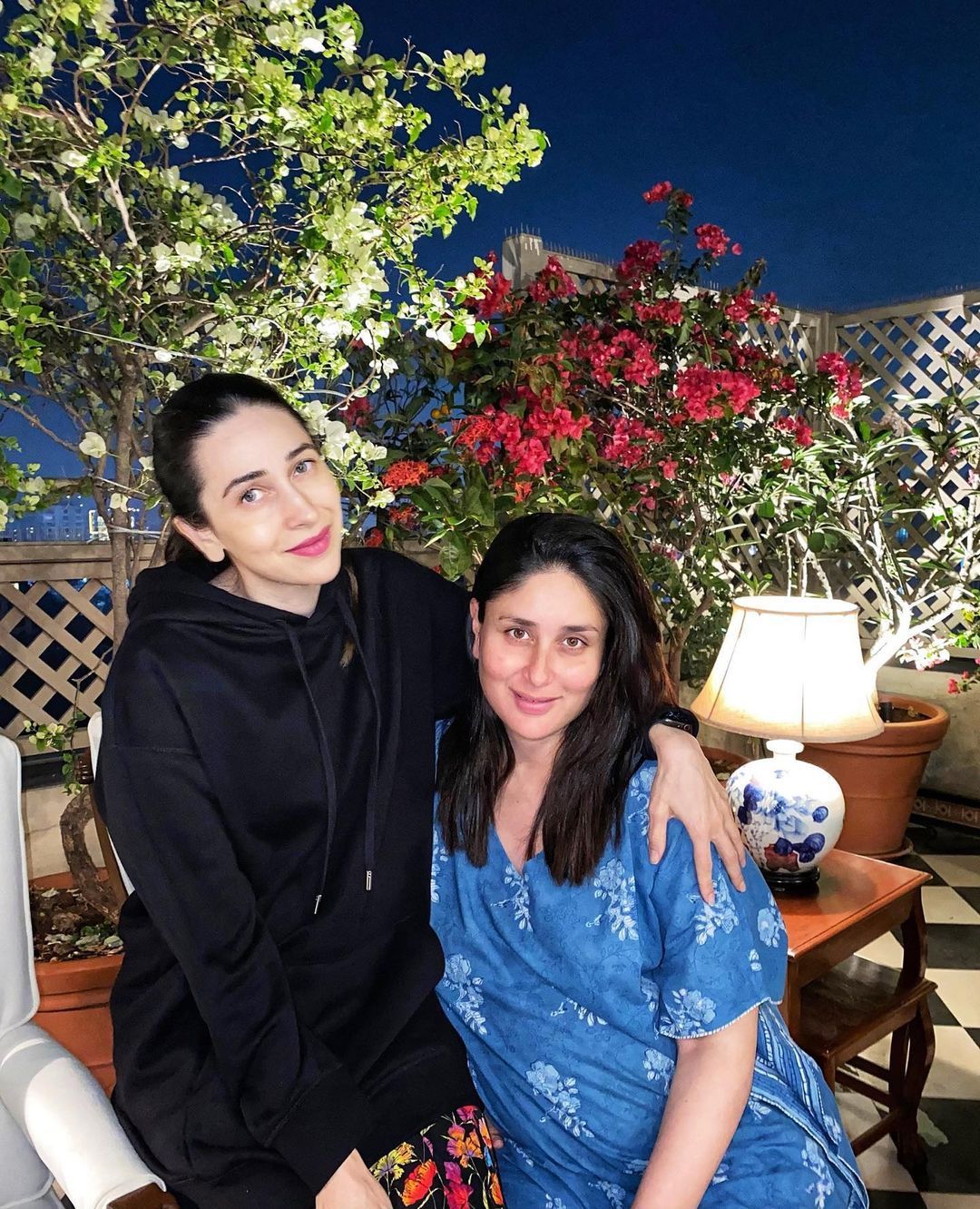 Kareena Kapoor Celebrates 'New Beginnings' And Gives Us A Sneak Peek Into Her New Home, Sister Karisma Kapoor Joins Her