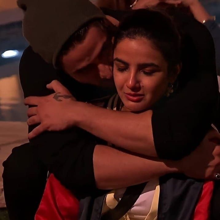 Bigg Boss 14: Jasmin Bhasin Talks Wedding Plans With Aly Goni, Says Their Families Are Waiting For Him To Discuss It Together