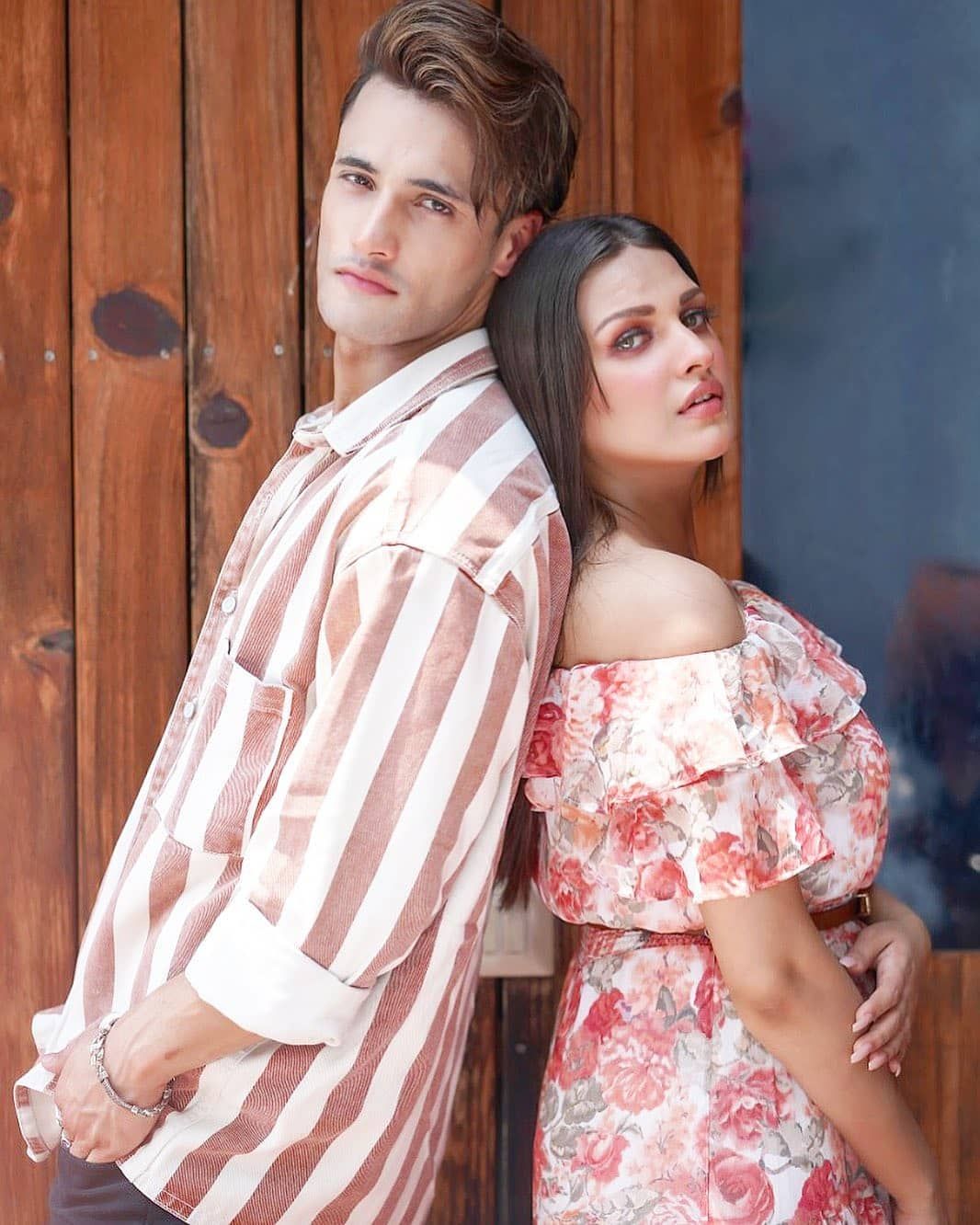 Himanshi Khurana & Boyfriend Asim Riaz Had A Bollywood Project In The Pipeline, Pushed Forward Due To The Pandemic