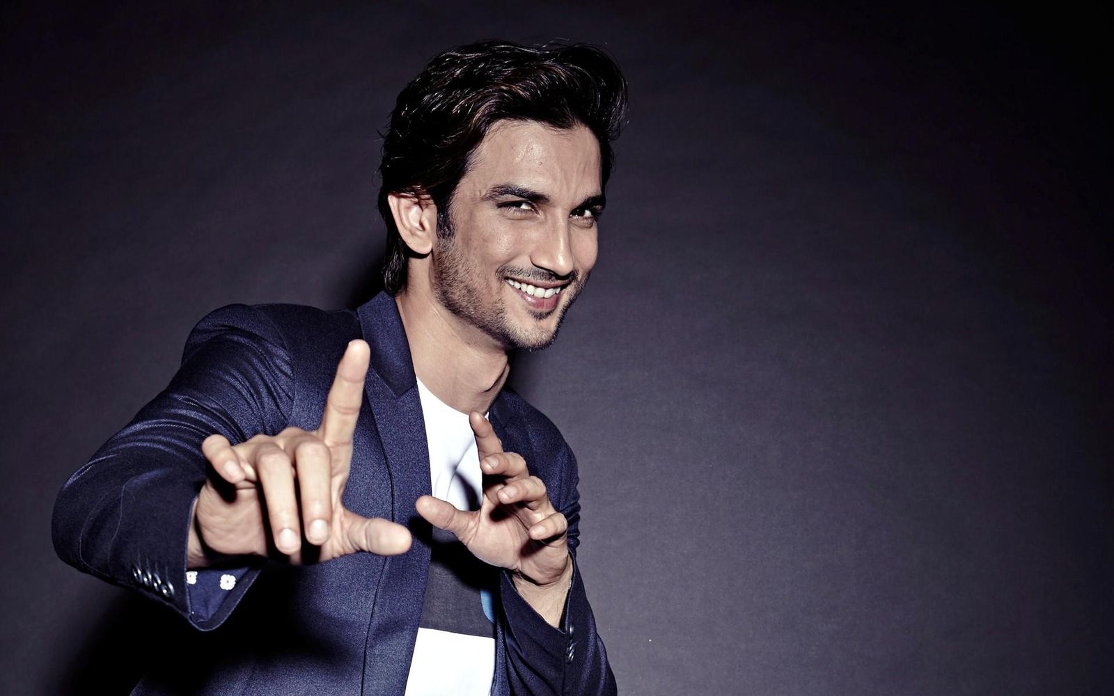 Sushant Singh Rajput Honored With Critic's Best Actor Accolade At Dadasaheb Phalke Awards