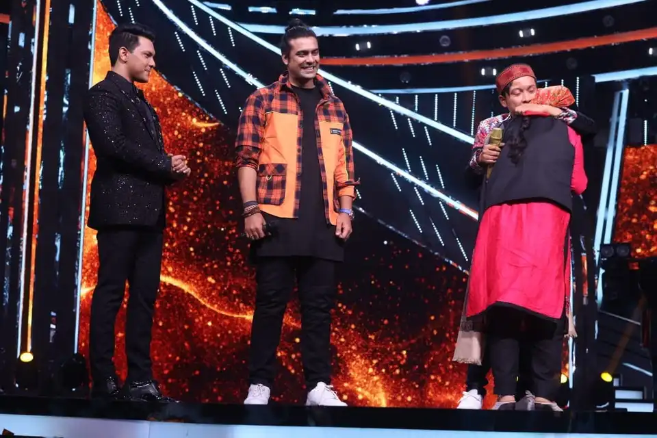 Indian Idol 12: Jubin Nautiyal Gives Pawandeep Rajan A Sweet Surprise