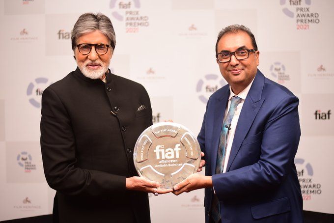 Amitabh Bachchan Speaks Of Saving India's Film Heritage While Reciving The  FIAF Award