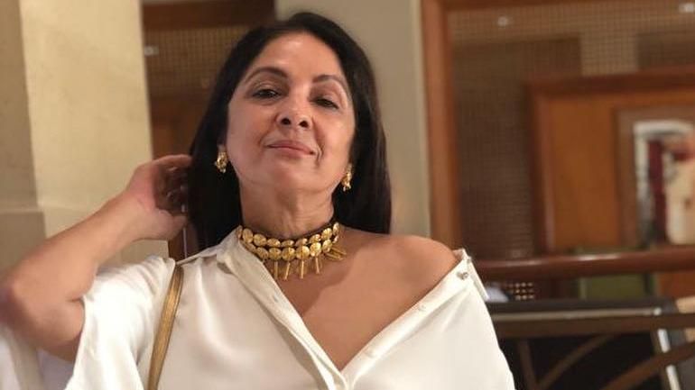 Neena Gupta Receives First Dose Of Coronavirus Vaccine; Shares A Video From The Hospital