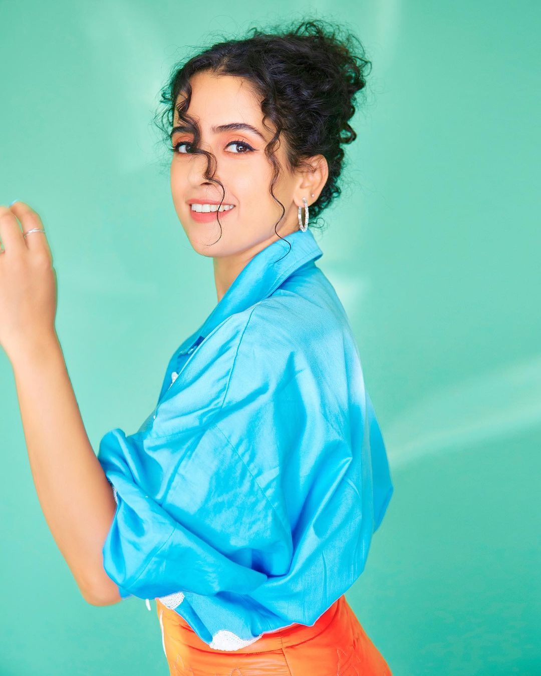 Sanya Malhotra Says Her Phone Hasn't Stopped Buzzing Since Pagglait Released, Thanks Makers For Believing In Her