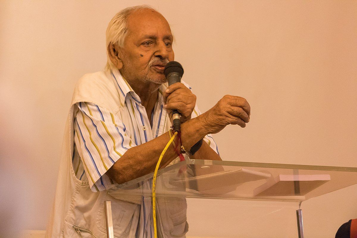 Filmmaker Sagar Sarhadi Passes Away At 88