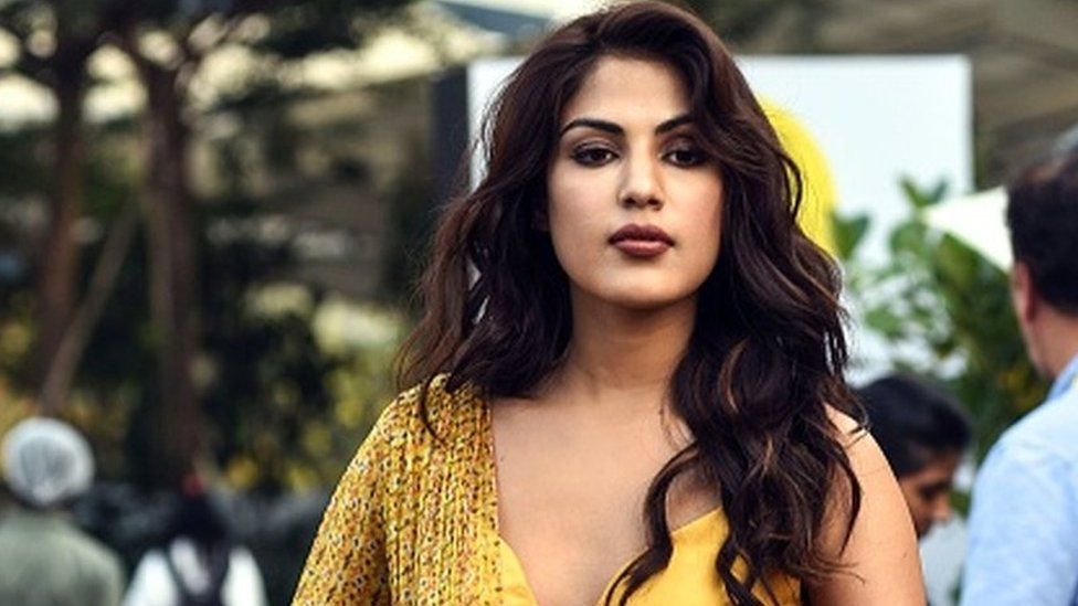 Rhea Chakraborty’s Lawyer Calls NCB Charge Sheet A ‘Damp Squib’; Feels All Efforts Have Been Directed To Rope Her In