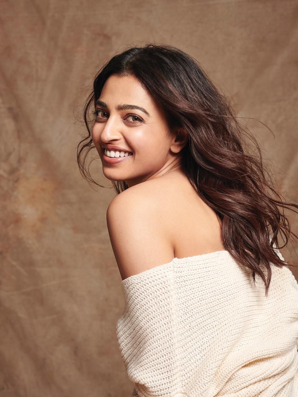 Radhika Apte Juggling Projects Like A Pro, Promotes Her Web Series In Between A Hectic Shoot Schedule