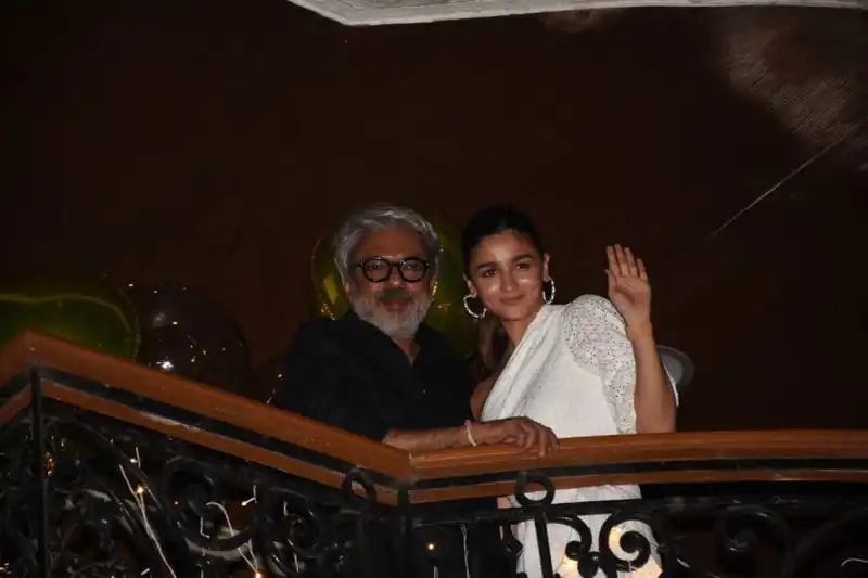 Gangubai Kathiawadi: Alia Bhatt And Sanjay Leela Bhansali To Resume Shooting Soon; Ajay Devgn Will Join Later