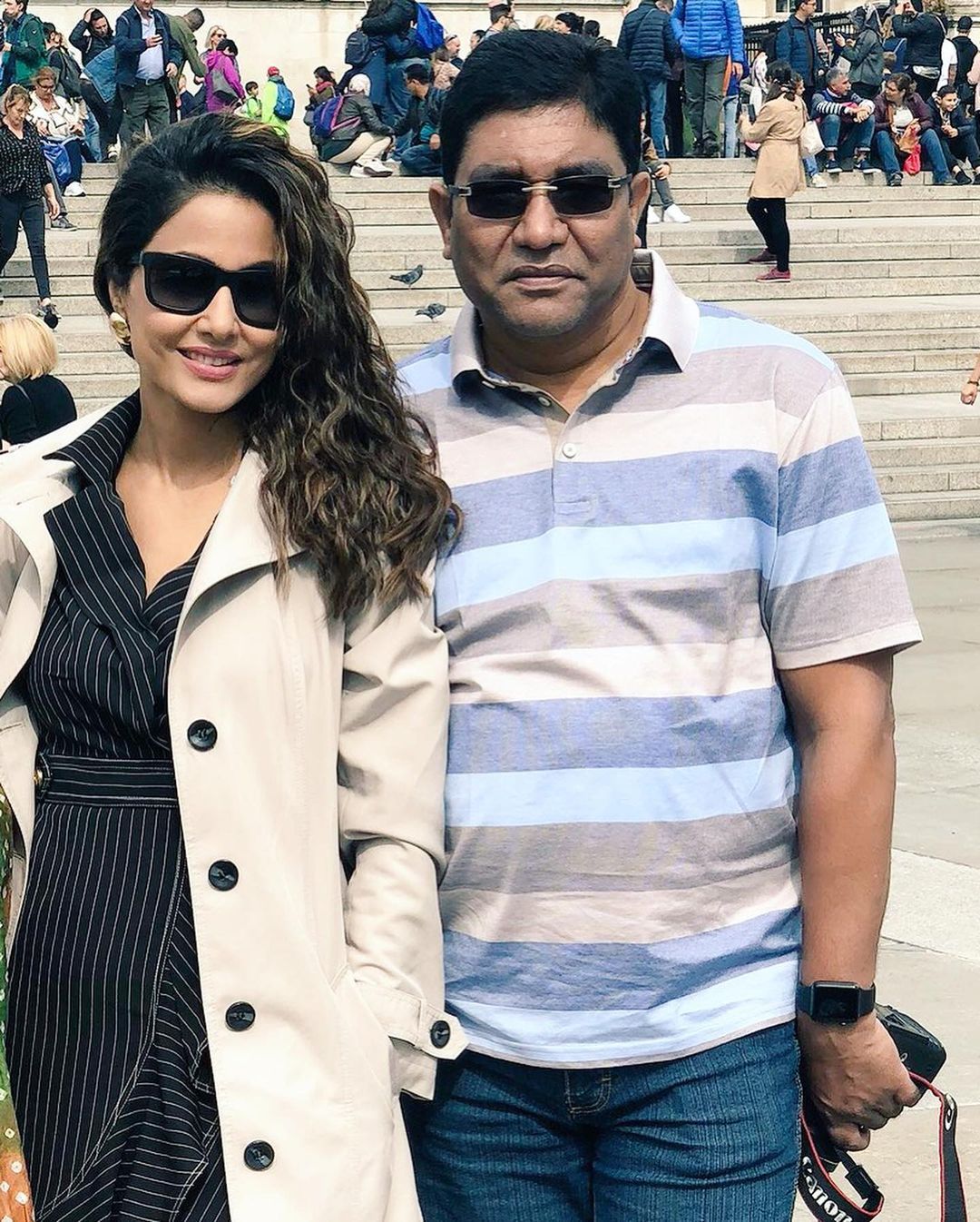 Hina Khan Releases Statement Post Her Father's Demise, Actress To Go Off Social Media As The Family Mourns The Loss