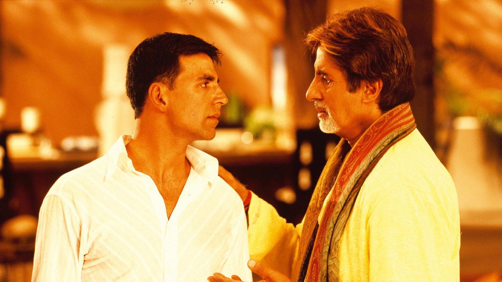 Amitabh Bachchan & Akshay Kumar Were Willing To Waive Their Fee For Waqt Reveals Producer Vipul Amrutlal Shah